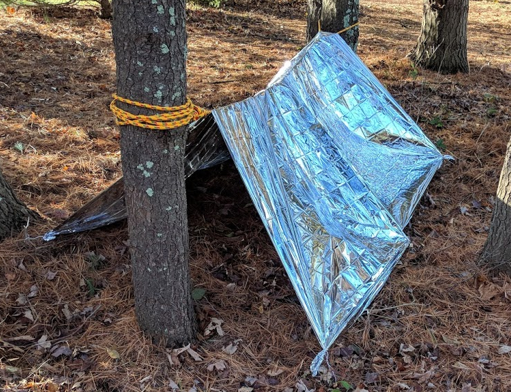 mylar emergency blanket tent